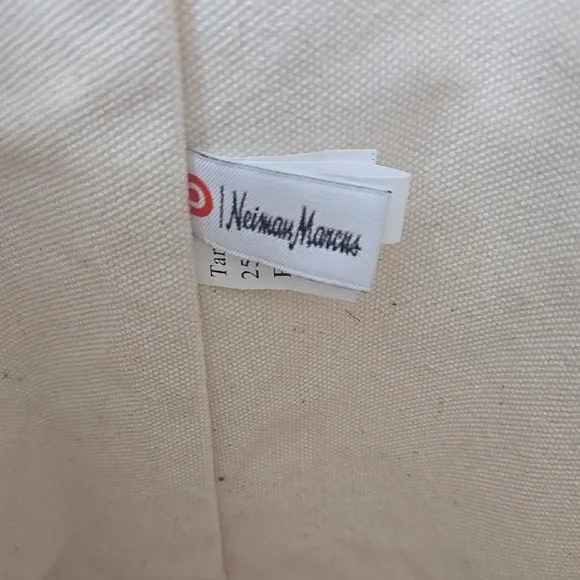 Elegant Cream Floral Tote Bag - Picture 11 of 12